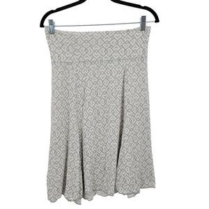 Max Studio Jersey Knit Skirt S Gray Geometric Pattern Stretch Skater‎ Mini